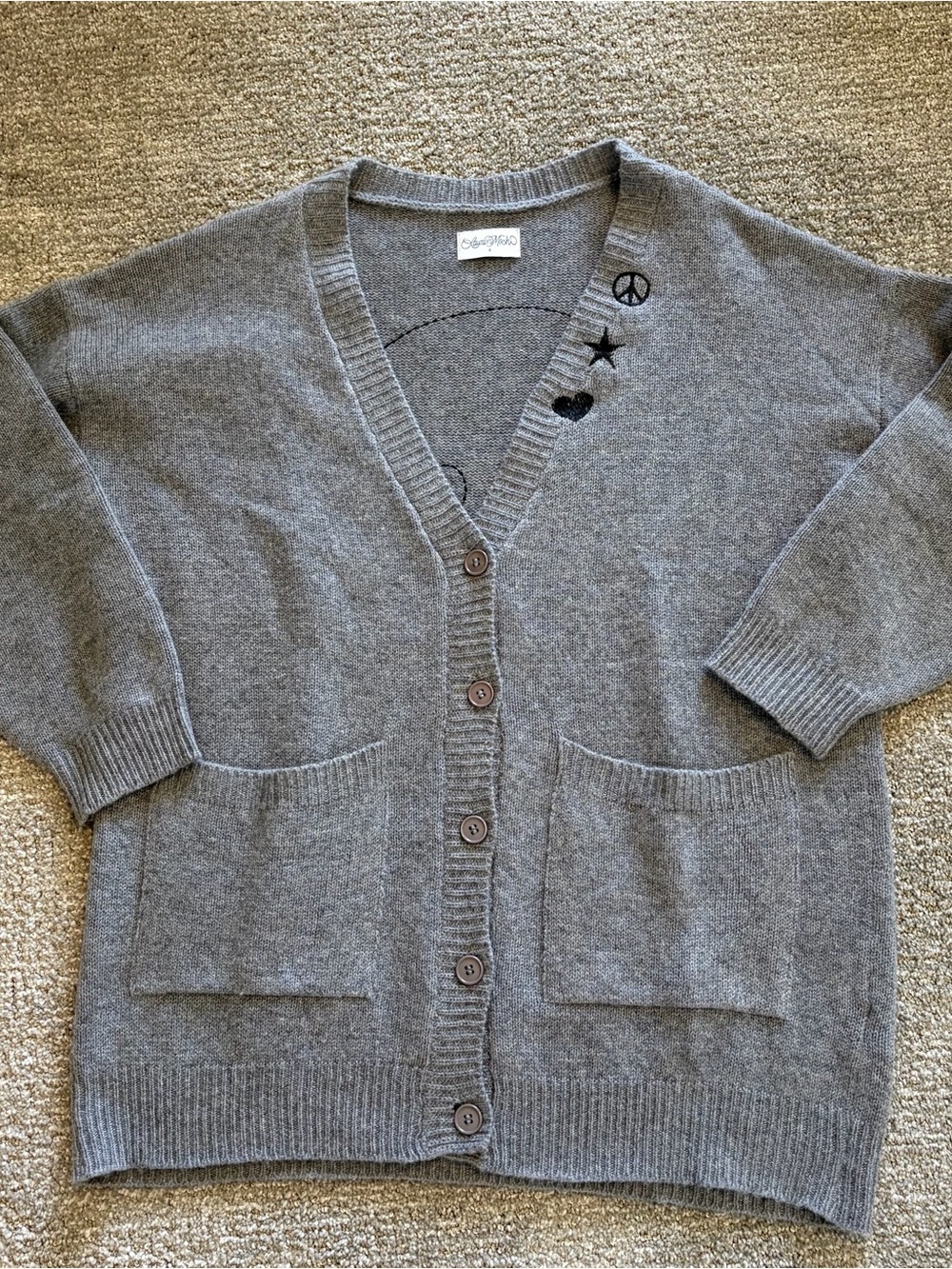 Lauren Moshi Gray V-Neck Embroidered Patch Cardigan